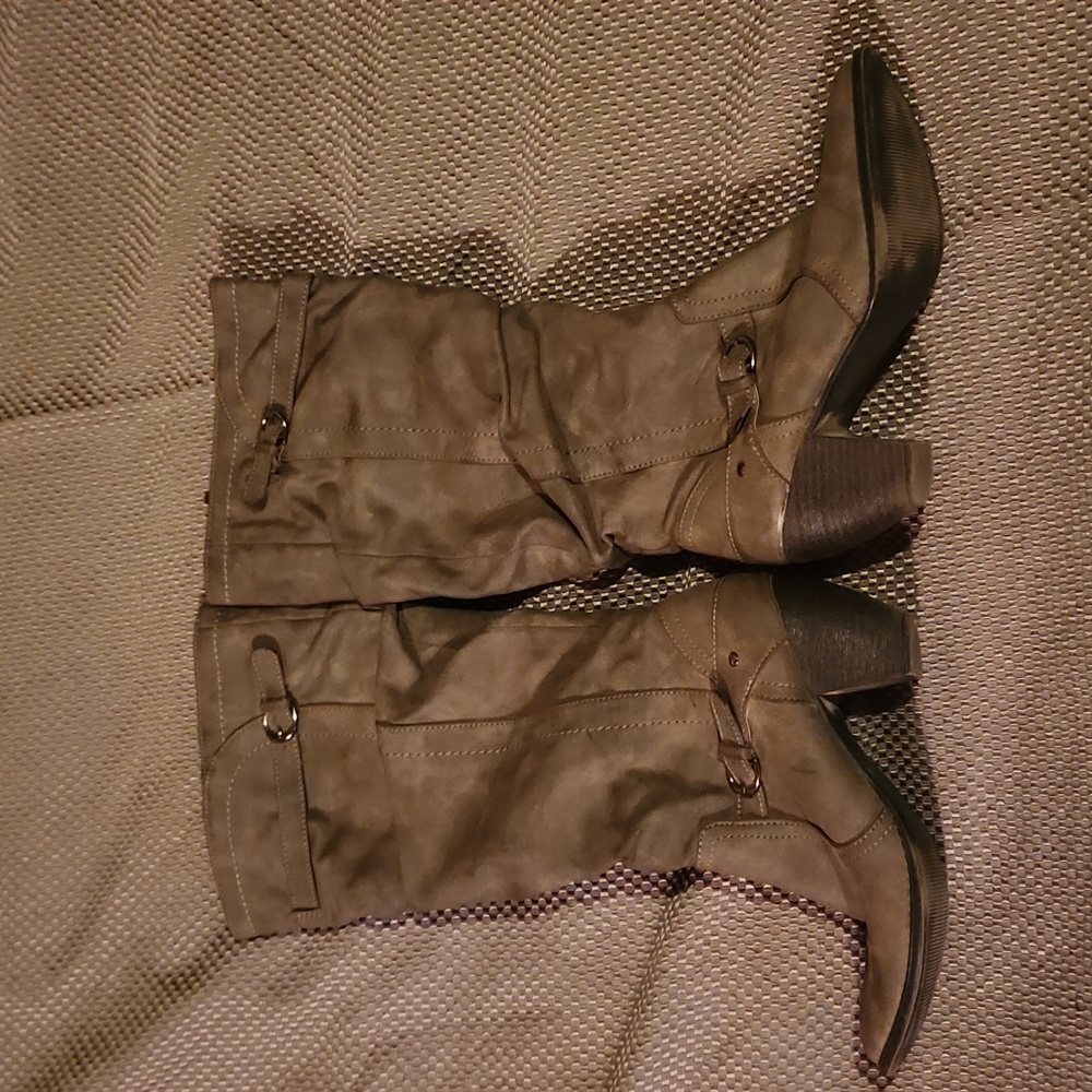 Size 8, brown, bongo 👢 boots